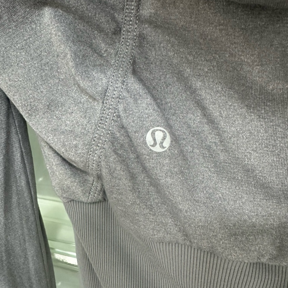 Lululemon Reversible Grey Jacket - image 7